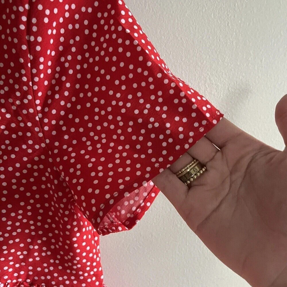 Shein Women’s XS Red Blouse Polka Dot Crop Top Wrap USA Tie Front Ruffle - Picture 5 of 8